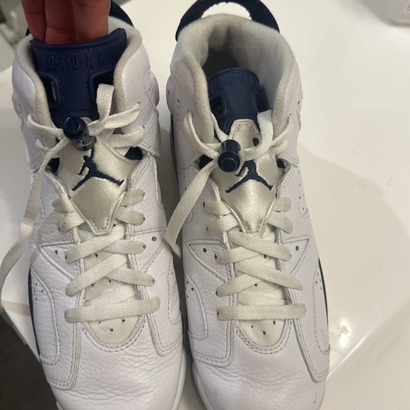 Used - Picture 4 of 4